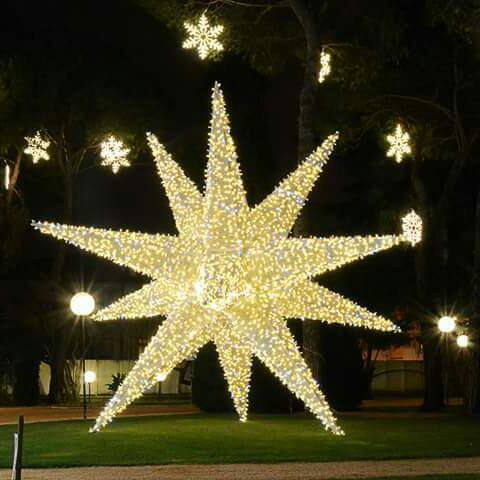 Noleggio Stella luminosa 210 a Milano